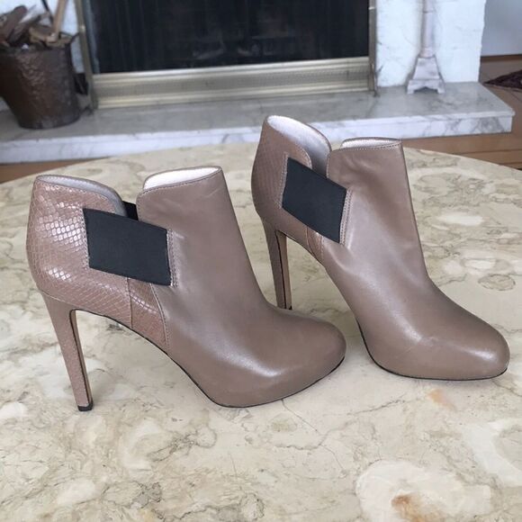 Vince Camuto Leather Hidden Platform Heel Booties - Picture 5 of 10